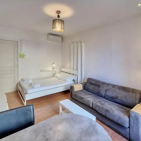 Immogroom - Cosy - Forville Market - Ac Apartment *